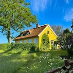 Charming With Views On Mon Dom wakacyjny Borre