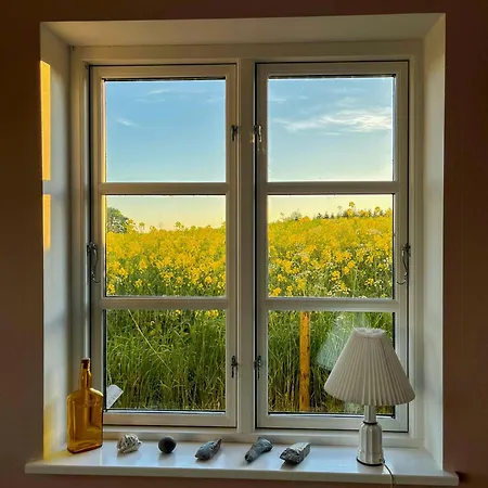 Charming With Views On Mon Σπίτι διακοπών *