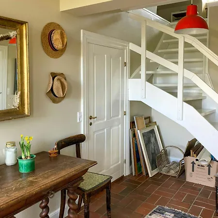 Charming With Views On Mon Borre