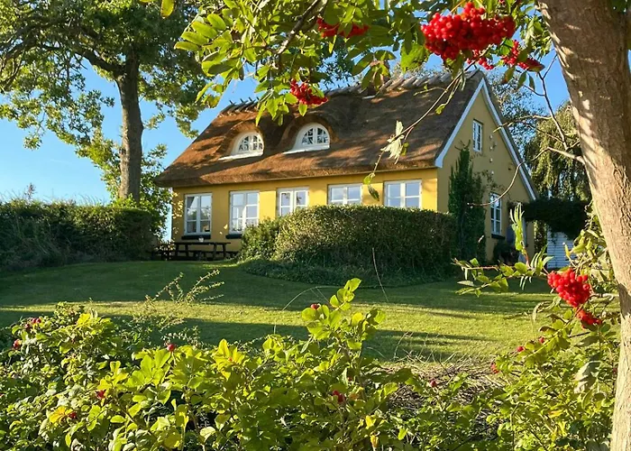 Charming With Views On Mon Hébergement de vacances *