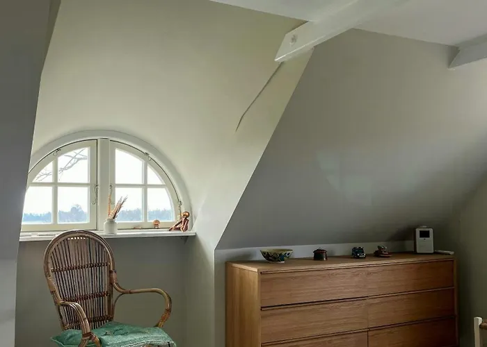 Charming With Views On Mon Borre