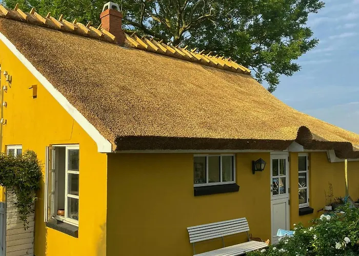 Charming With Views On Mon Holiday home Borre